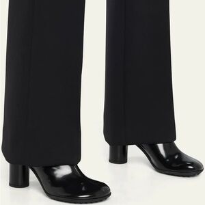 Bottega Veneta Women's Atomic Leather Cylinder-Heel Ankle Boots 38